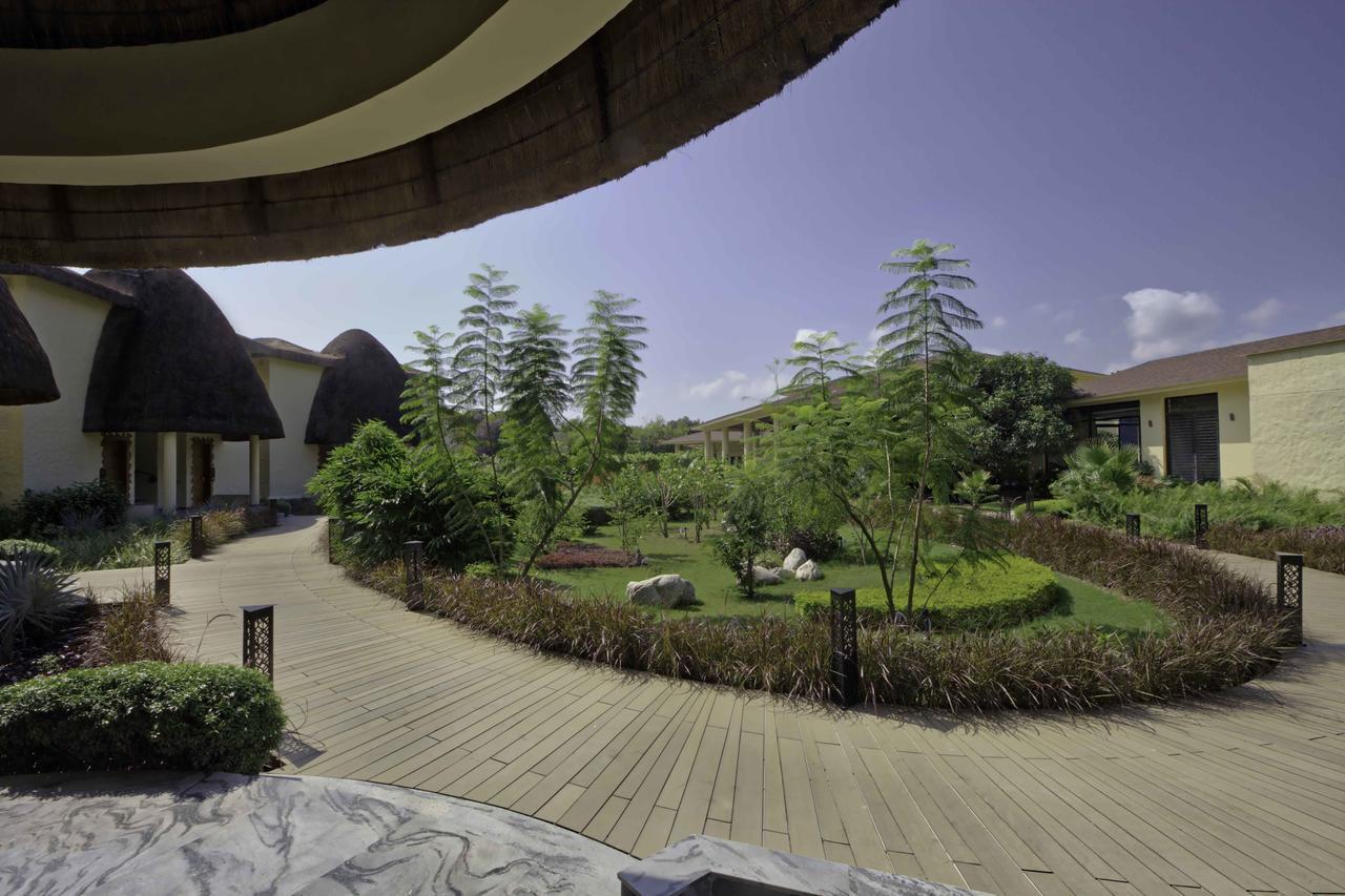 Hotel Lemon Tree Premier, Corbett à Rāmnagar Extérieur photo